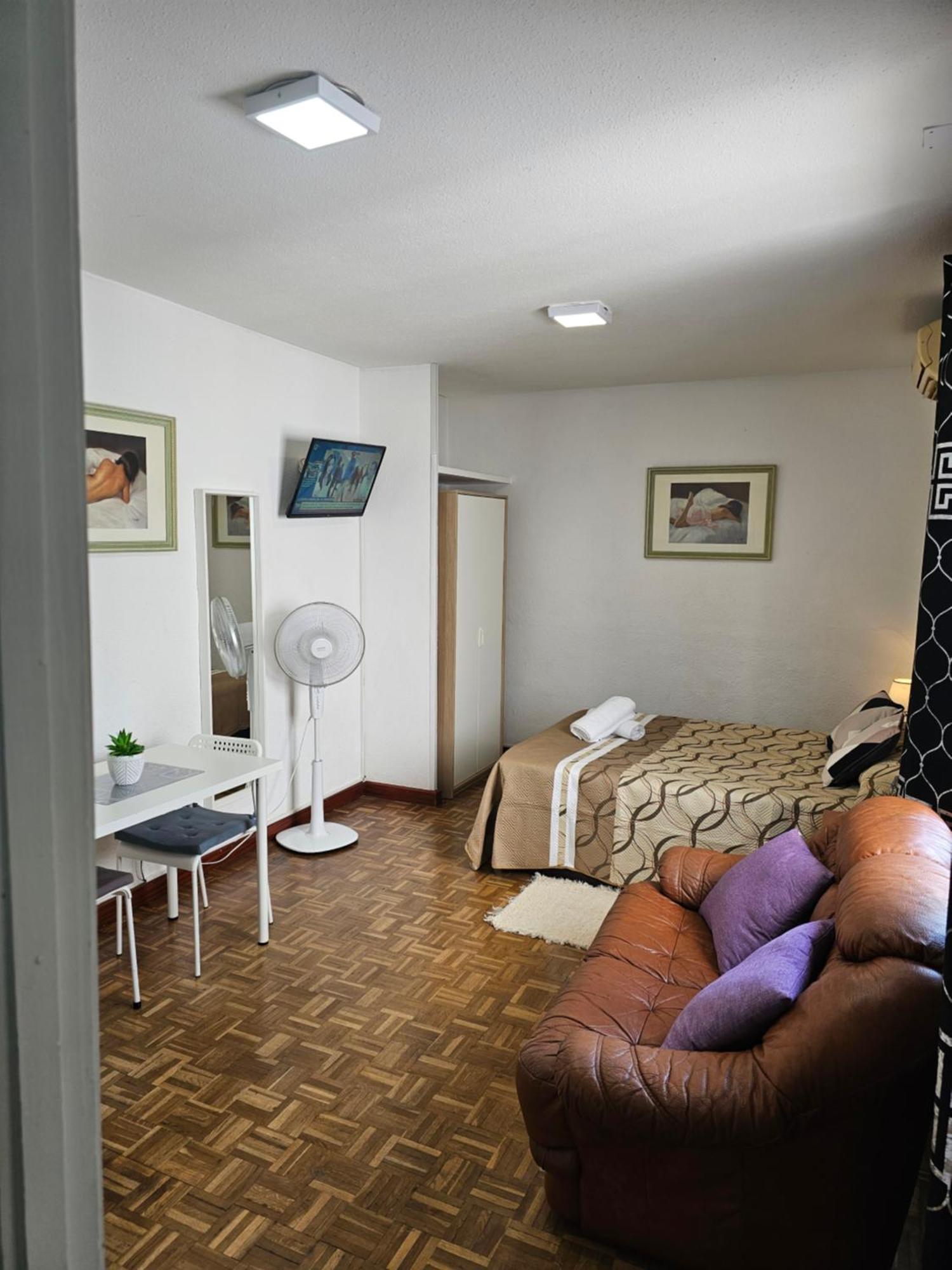 Apartamento En La Calle Hortaleza De Madrid Centro מראה חיצוני תמונה